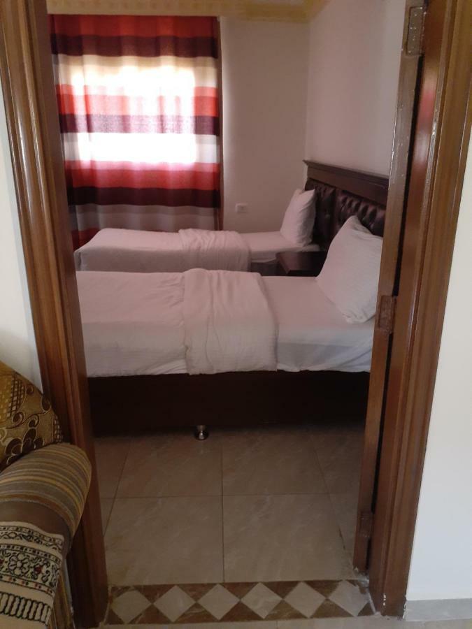 Petra Visitors Hotel Wadi Musa Ngoại thất bức ảnh